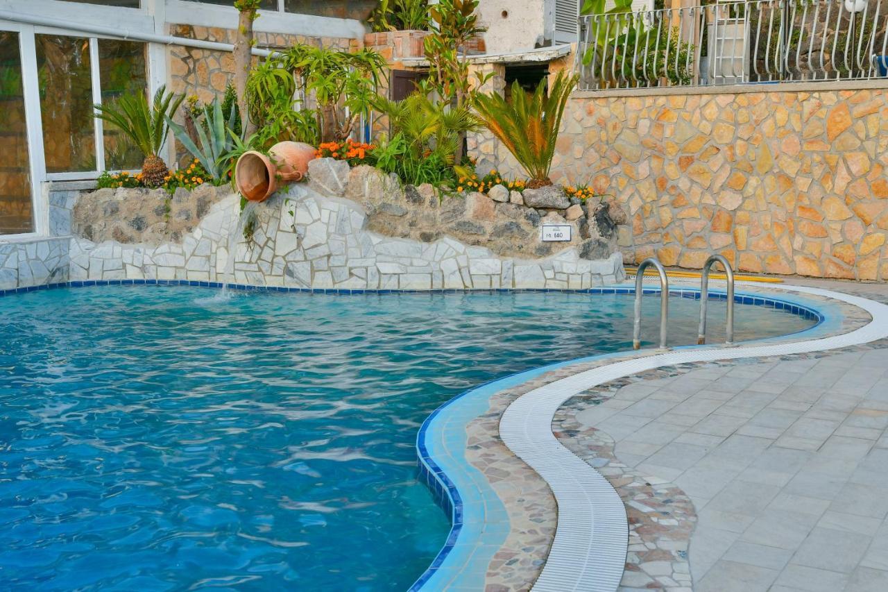 Hotel Terme Saint Raphael Barano dʼIschia